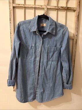 Maurices Light Blue Denim Shirt Jacket